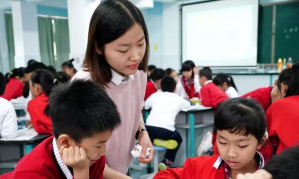 信仰老师——我与导师的成长历程（何老师）