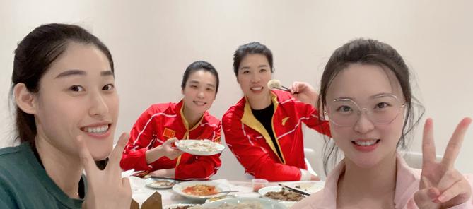 一场吃货的狂欢盛宴（一场吃货的狂欢盛宴）