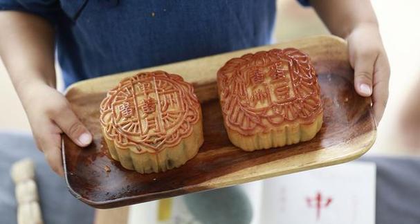 融合传统与现代，精致美味不容错过（融合传统与现代）