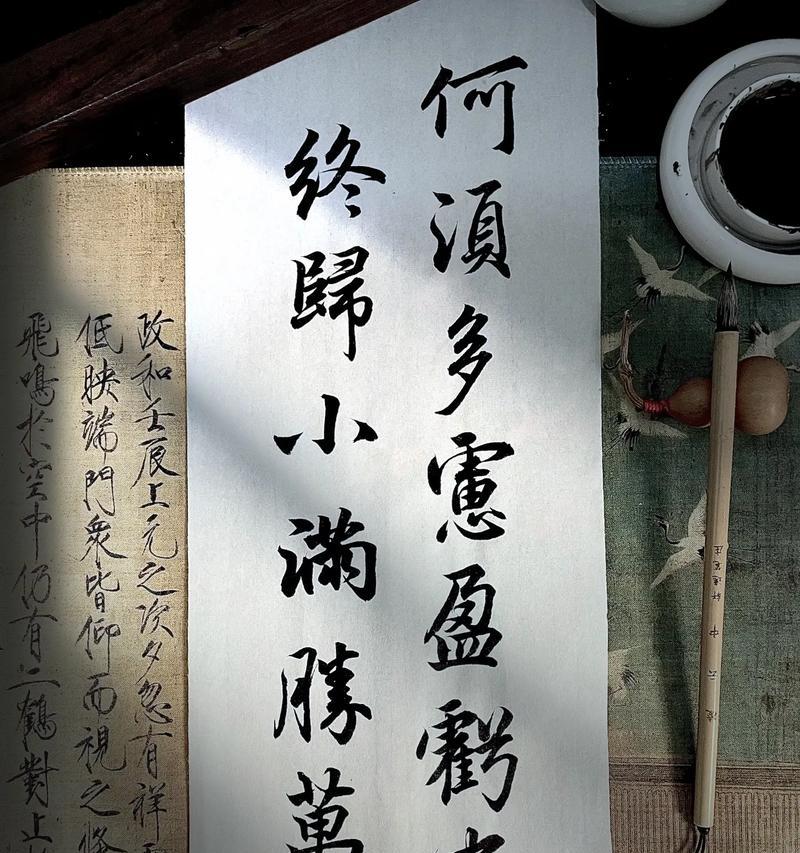 写小满的现代七律诗句子好句有哪些？（《小满时节：细雨润物，诗意盎然》）