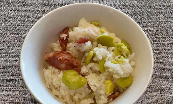 蚕豆焖饭怎么做好吃（《立夏蚕豆焖饭作文》）