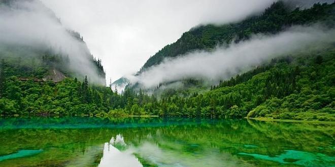 梦幻之境——追寻美景（探寻大自然的神奇魅力）